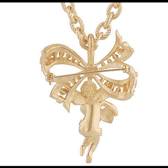 Jacqueline Kennedy Victorian Angel Pin/Pendant